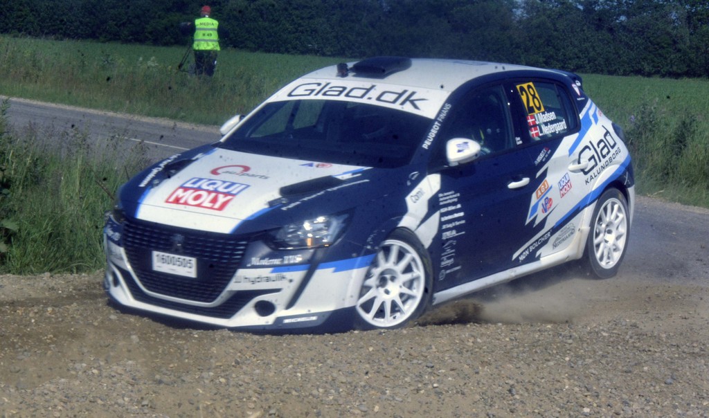 Selvtilliden er i top hos Jacob L. Madsen og Line Nedergaard efter en dugfrisk generalsejr ved Landbobanken Rallyshowet i vestjyske Sdr. Vium